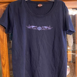 Ladies Harley Davidson t-shirt