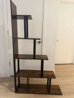Industrial Staircase Bookshelf 5-Tier