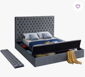 King storage bed