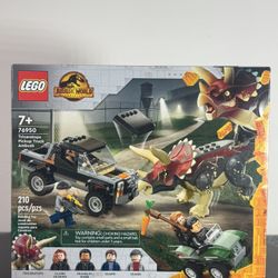 LEGO Jurassic World Triceratops – Pickup Truck Ambush (Set 76950) | New