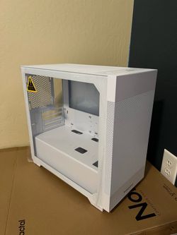 Lian Li Lancool 205M Mesh Tempered Glass microATX Mid-Tower Computer Case