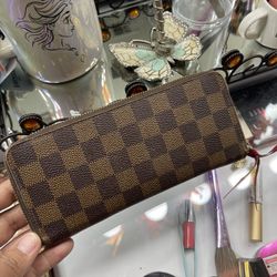 Louis Vuitton Wallet 