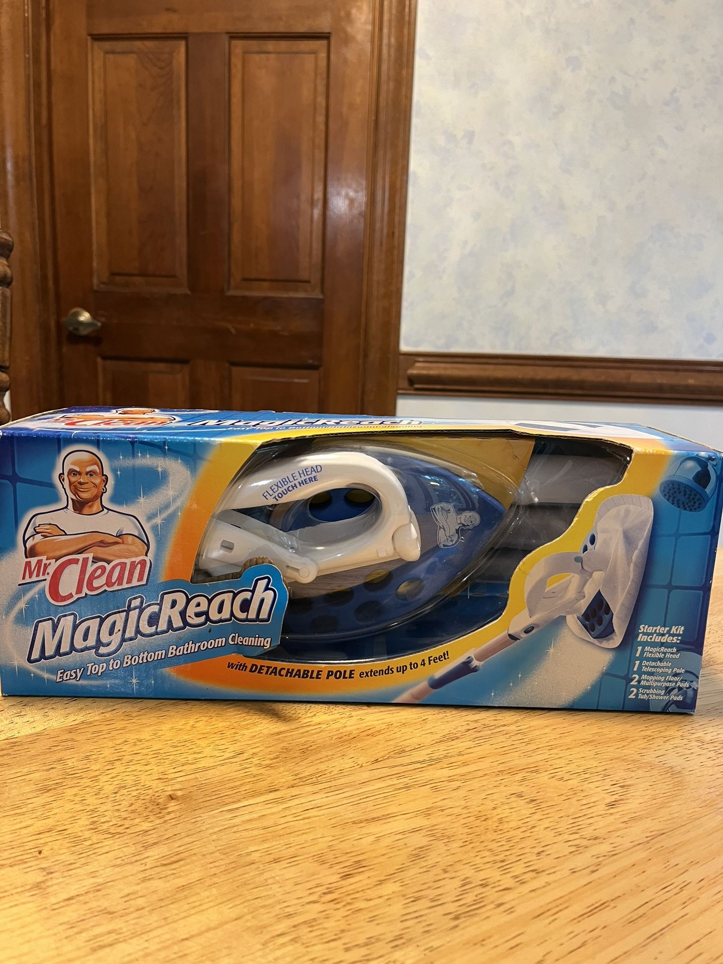 Mr. Clean Magic Reach Bathroom cleaning tool with pads