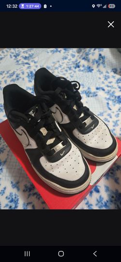 Nike Air Force 1 Low in the "Panda"