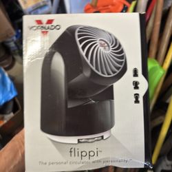 VORNADO flippi Tabletop Air Fan