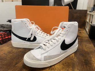 W BLAZER MID ‘77