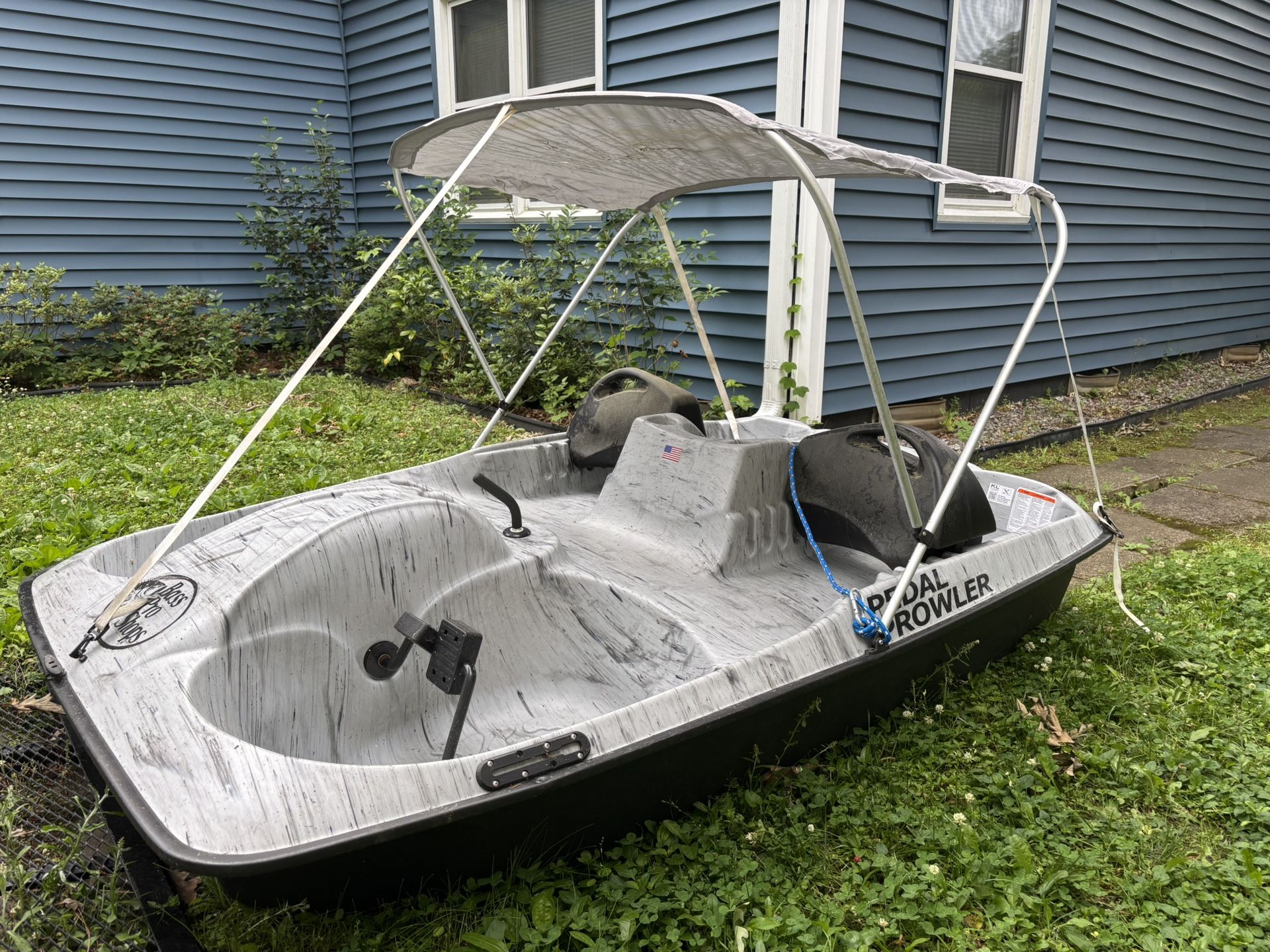 8’ Bass Pro Pedal Prowler w/ canopy