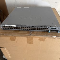 Juniper EX4300 48-Port Managed Network Switch Enterprise Rackmount
