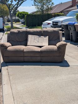 Free reclining couch