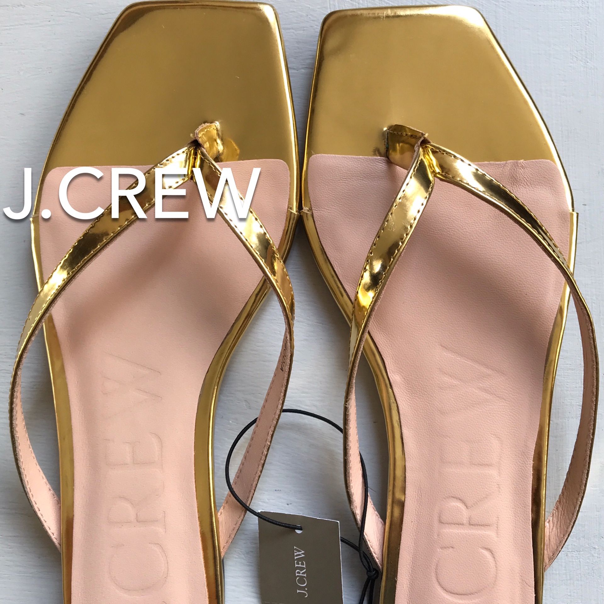 (NEW) (1 AVAILABLE) WOMEN’S J.CREW CAPRI THONG SANDALS IN METALLIC LEATHER - SIZE: 8 (MSRP: $98) 