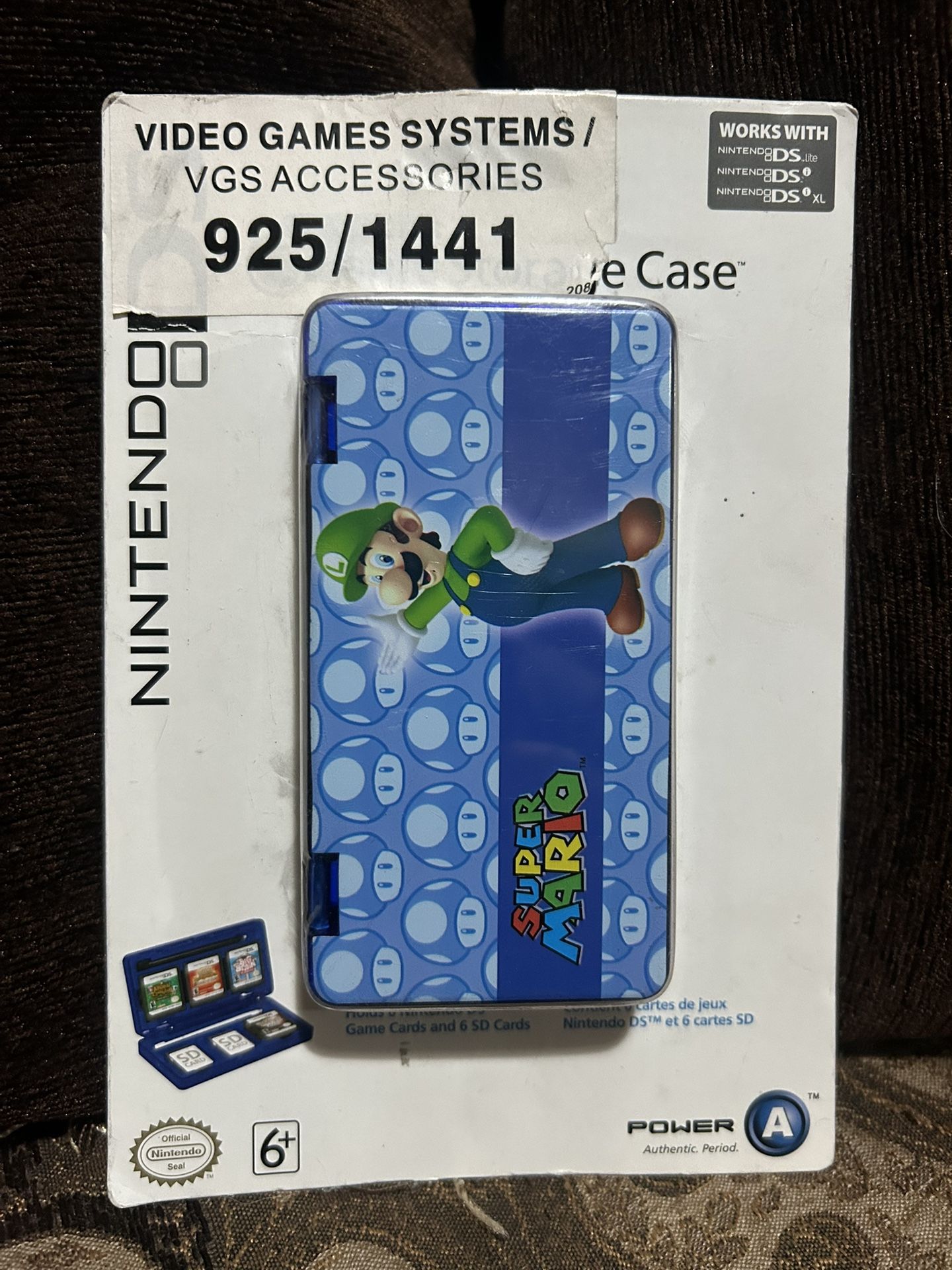 Nintendo DS / DSi / DS Lite Game Card Storage Case Luigi Super Mario | PowerA