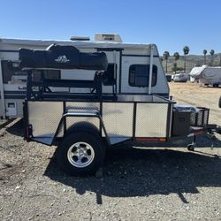 Expedition Camping Trailer With Rooftop Tent