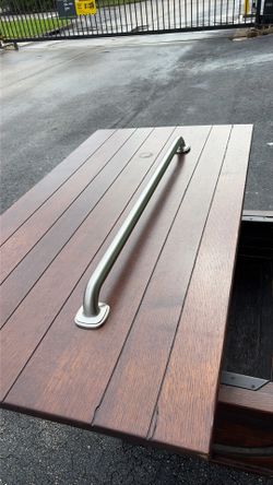 Handicap railing for bathroom
