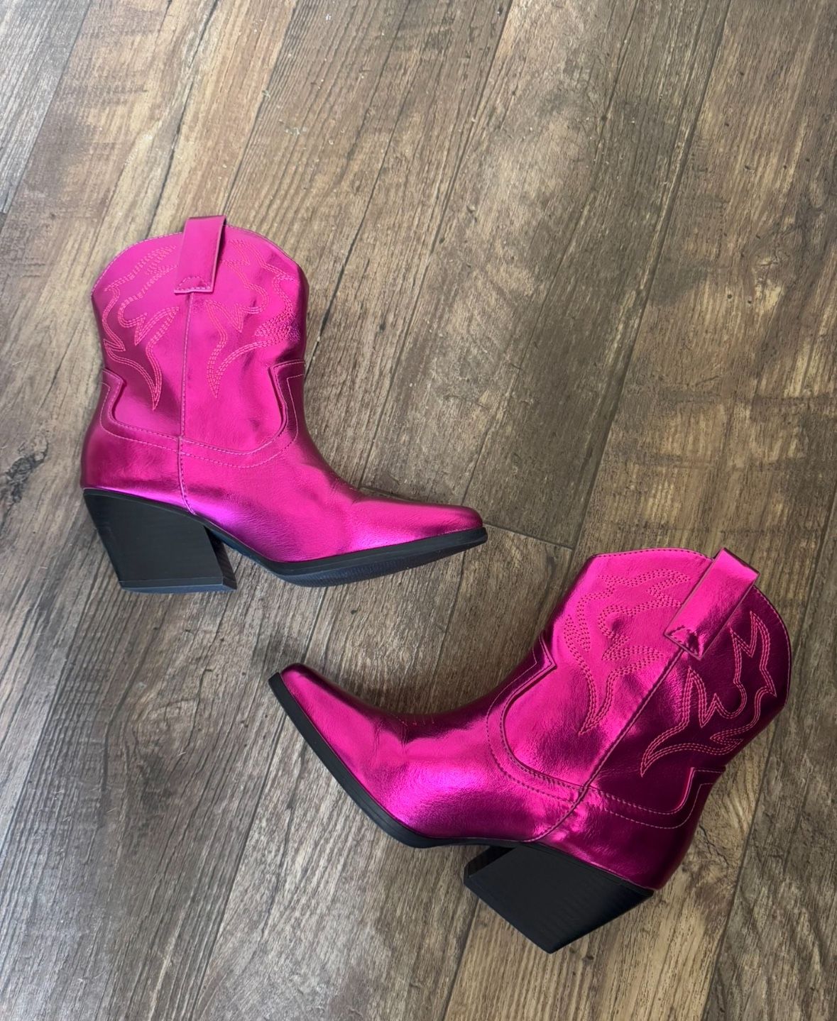 Cowboy Boots. Soda. Sz 8. Metallic Hot Pink. Coachella stagecoach.