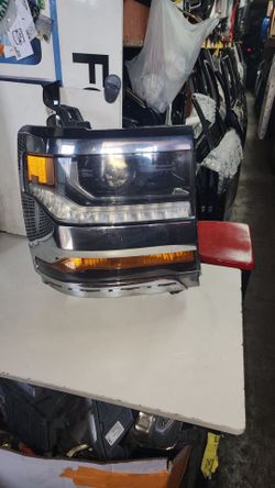 2016-2018 CHEVY SILVERADO HEADLIGHT