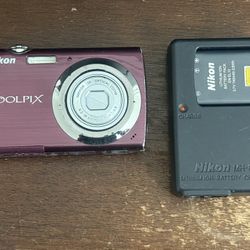 Nikon Coolpix 10MP Touchscreen Digital Camera