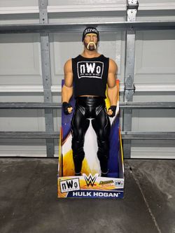 nWo WWE Hulk Hogan Giant Figure