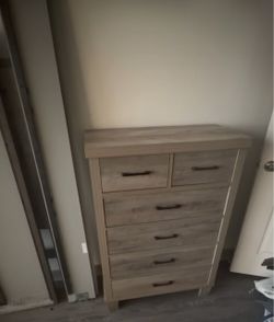 Tall Dresser with 6 Drawers