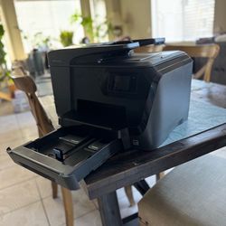 HP OfficeJet Pro 8715 All-in-One