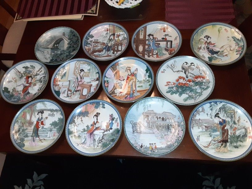 12 Piece Oriental Plate Collectible Set