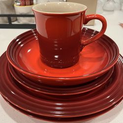 Le Creuset Cherry Red Set
