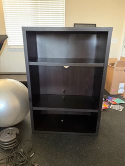 ClosetMaid Decorative Bookcase