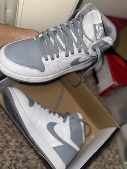 Air Jordan 1 Stealth White