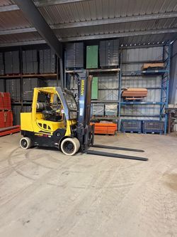 2020 Hyster 12,000 lbs capacity forklift