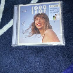 Taylor Swift 1989 Taylor's Version Crystal Skies Edition CD  New & Sealed