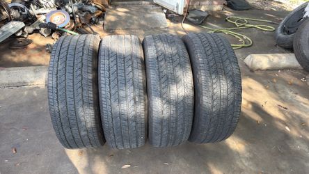 4 excellent used tires 255/65/17