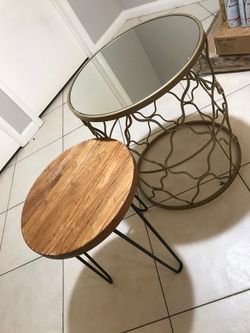 2 side tables
