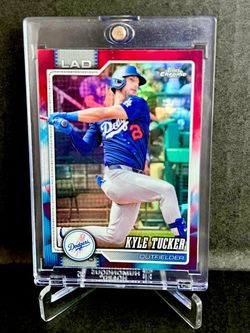🔥 KYLE TUCKER 2026 Topps Chrome Red White Blue Refractor - FIRST DODGERS CARD IN ONE-TOUCH 💙
