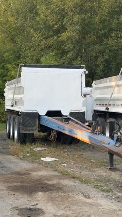 Pup trailer
