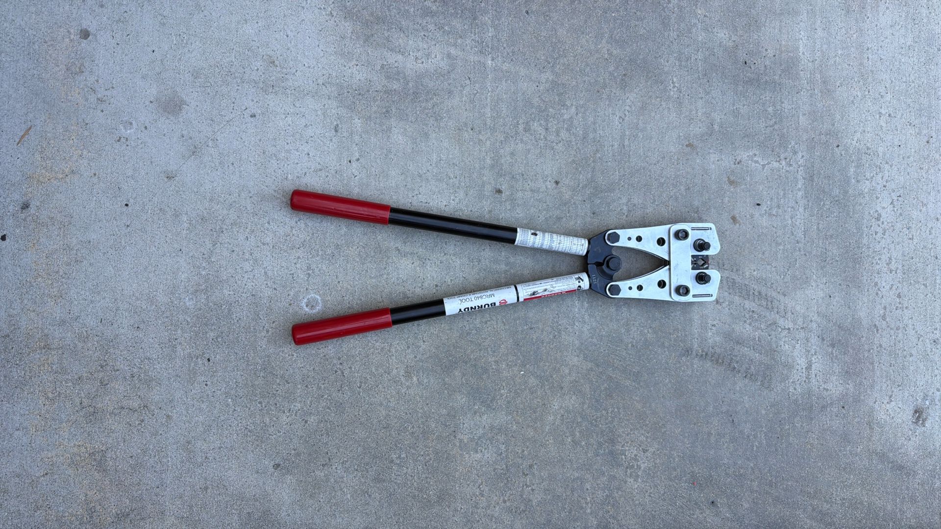 Burndy MRC840 Tool