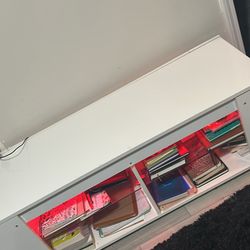 LED Dresser 