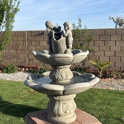 New Water Fountain Made Out Of Cement Perfect Gift 