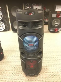 Dual eight inch rechargeable Bluetooth speaker/aux/fm/USB and SD port/microphone for karaoke/brand new!!