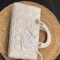 Medium size D Joy White Bag