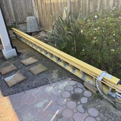 Werner 32ft Fiberglass Extension Ladder - Type IA (300lb Rating)