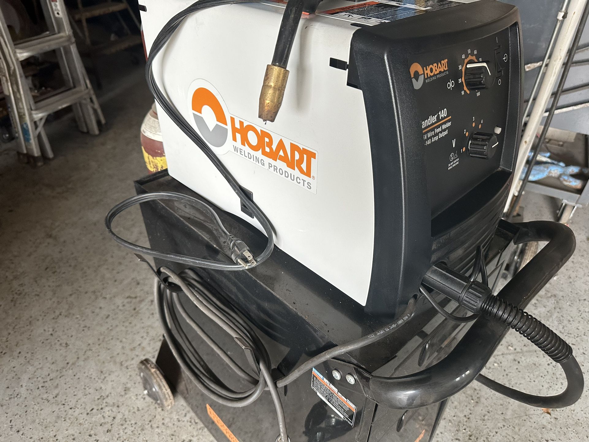 Hobart handler 140 mig welder