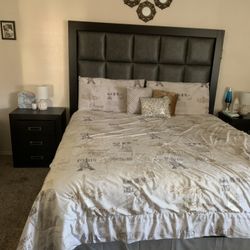 King Size .Todo El Juego De Cuarto Con Todos Los Muebles 