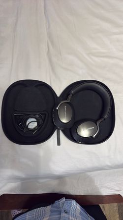 Bowers & Wilkins Over-Ear Headphones with Case