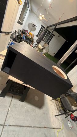 12 in custom subwoofer box