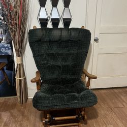 GLIDING ROCKING CHAIR (GOOD CONDITION)