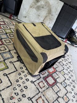 Dog or Cat Collapsable  Crate