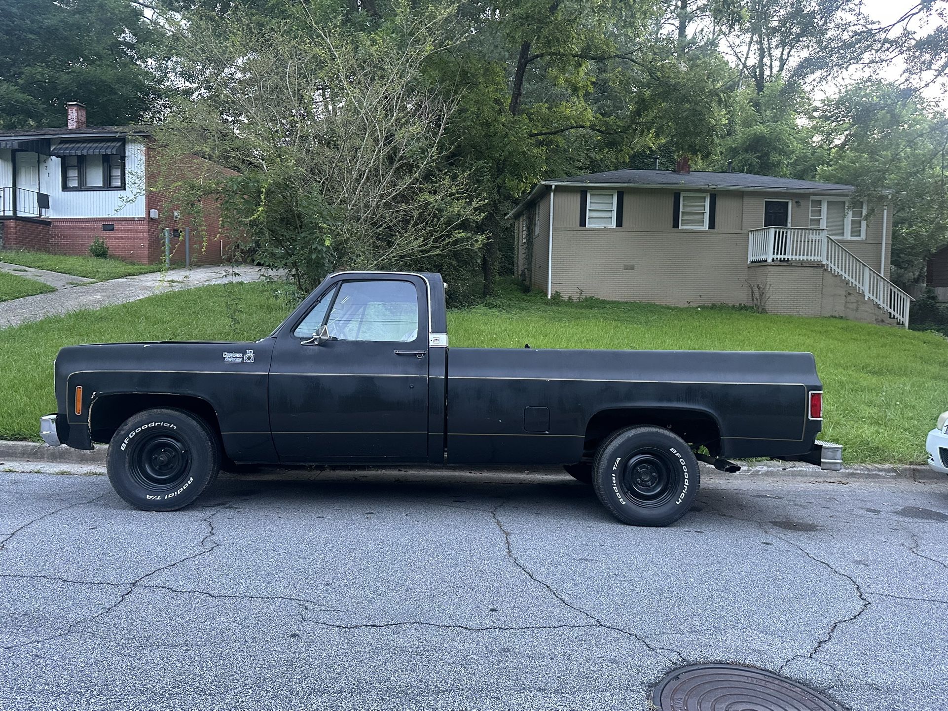 1976 Chevy C-10 pickup Truck In great shape