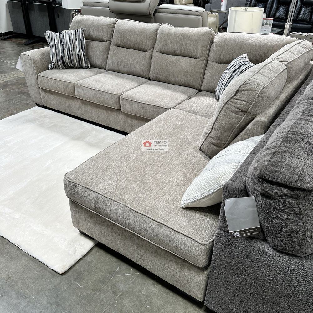 SECTIONAL CHAISE SOFA 