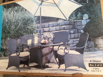 HAMPTON BAY KAMPAR 5 PIECE WOVEN DINING SET for Sale in Long Beach CA OfferUp