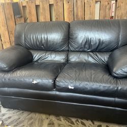 Black Leather Couch 