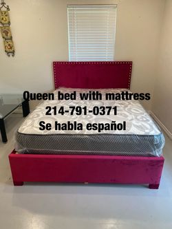 Queen bed with mattress